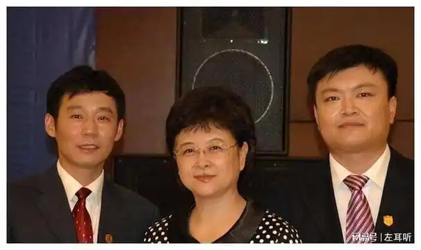 新闻联播主持人退休后在美国儿子家去世遗言令人痛惜