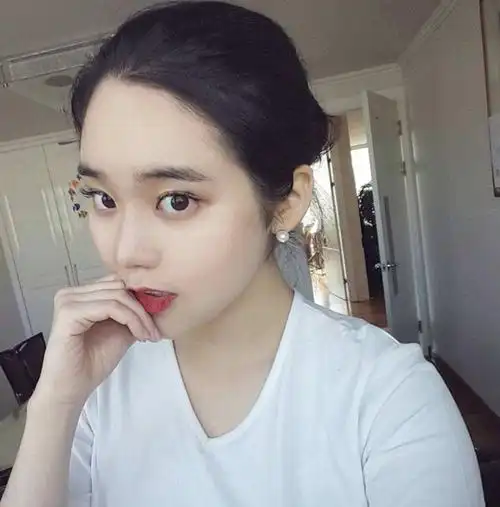 现实美女图片头像-真实头像女生活照图片-美女生活照片头像全套(34p)