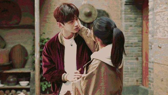 因为有家:直男白敬亭和霸气谭松韵的爱情好甜蜜!