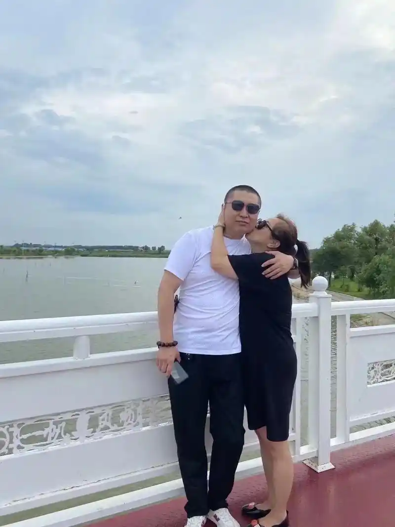 大臭老公" 这辈子很短,希望开头是你,过程是你,结尾是你,余 - 抖音