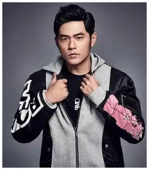 周杰伦私底下的真实面目,引发热议,大瓜即将曝光?_娱乐_事件_明星