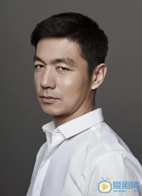 邢佳栋个人资料简介 邢佳栋写真