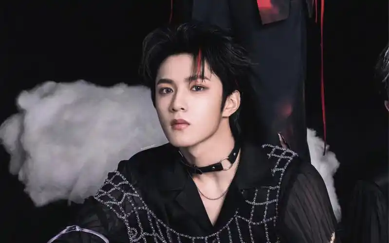 【刘耀文】孤独怪物x作为怪物 | 病娇小怪物还拿不下你吗?