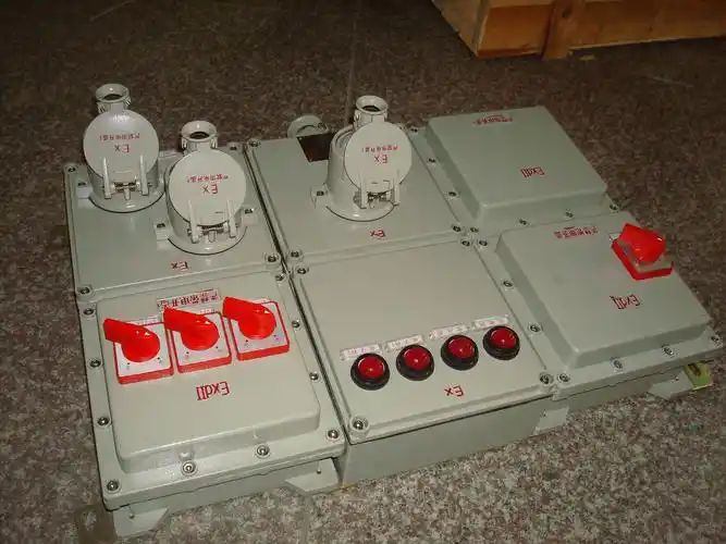 浙江温州【采购商城】bxs防爆电源检修插座箱 6回路工业插座箱价格