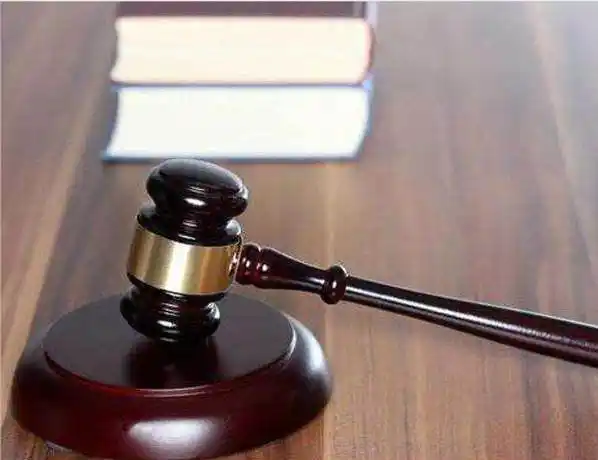 有名刑事犯罪辩护律师费_资深法律服务费用-湖南择流律师事务所