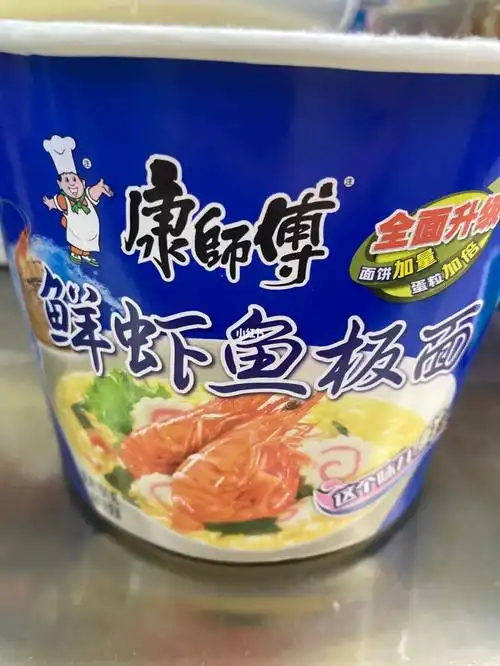 康师傅鲜虾鱼板面