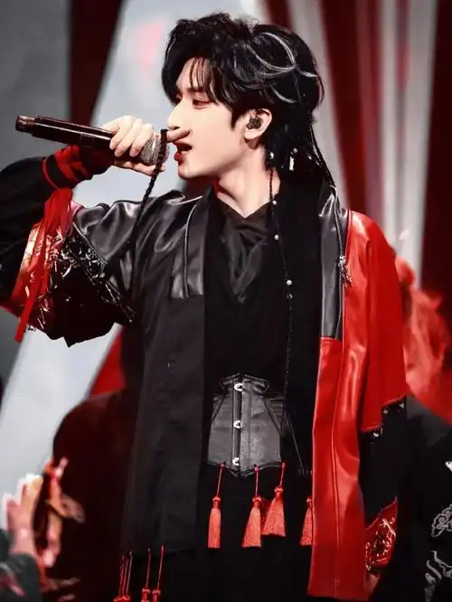 tnt时代少年团严浩翔壁纸头像背景图