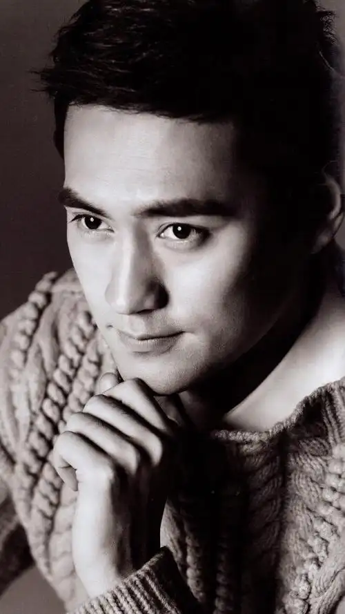 央视大戏男主沦为综艺咖 魅力型男却娶多婚妻子 "袁弘"怎么了?