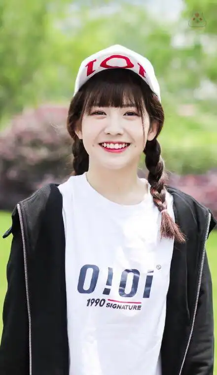 《创造101》小七被粉丝称像邱淑贞,王晶看了之后回复:长得太丑