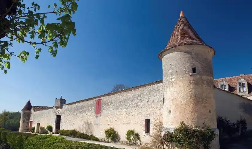 中国红酒供销网:来自法国波尔多的古老葡萄酒庄园!