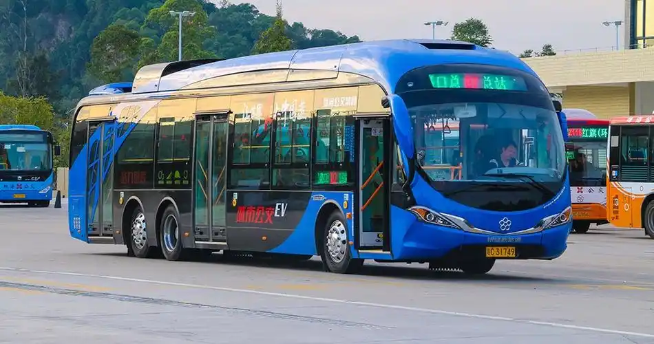 p>珠海公交b2路运营于中国广东省珠海市,为干线线路,往来 b> a