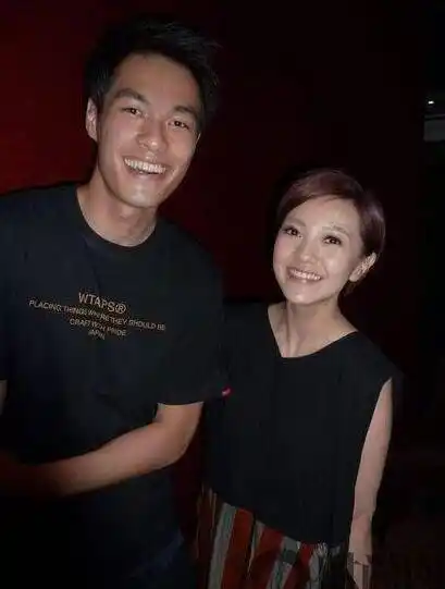 杨佑宁回应郭采洁传新恋情表示祝福