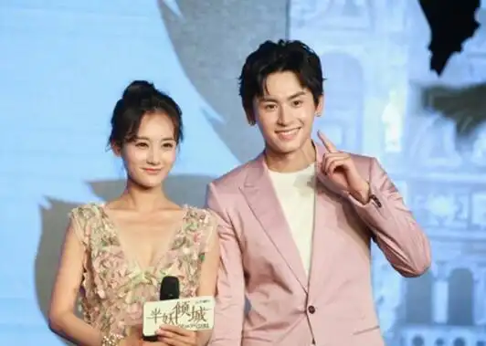 张哲瀚个人资料简介及老婆是谁 张哲瀚李一桐公开恋情婚纱照