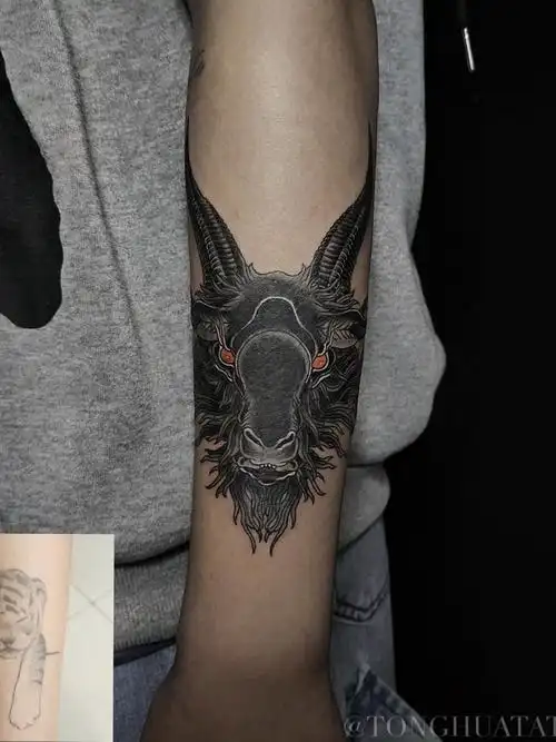 山羊_纹身图案手稿图片_成都桐花的纹身作品集