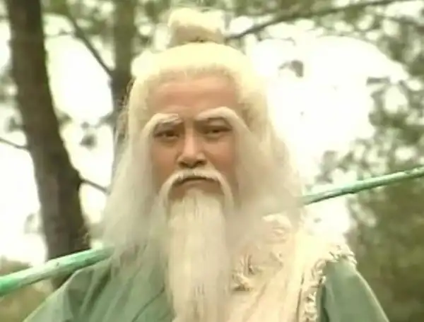 第三位:刘丹谷峰老前辈是77版《射雕英雄传》洪七公的扮演者,这个版本