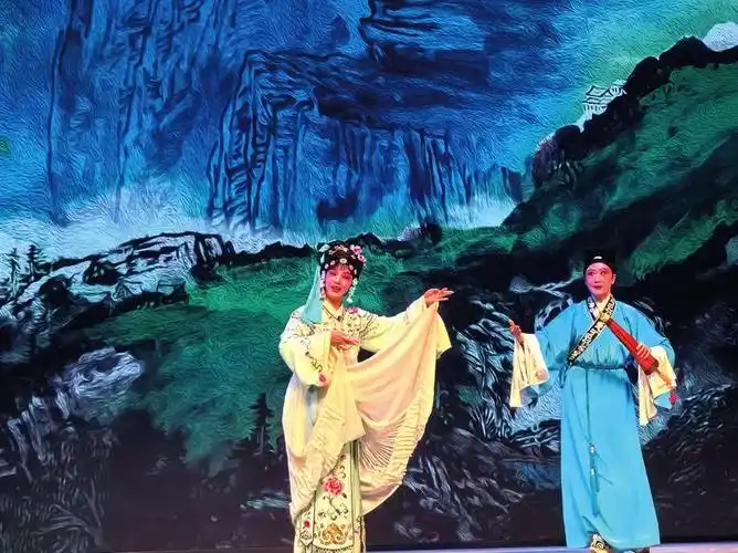 桂剧《折子戏专场》重温经典品文化