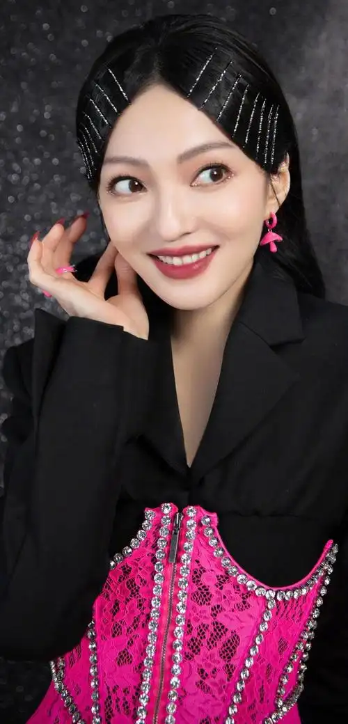 张韶涵最新超高清美图