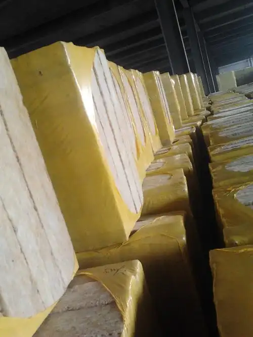 外墙保温材料,岩棉防火隔离带 廊坊汇昌