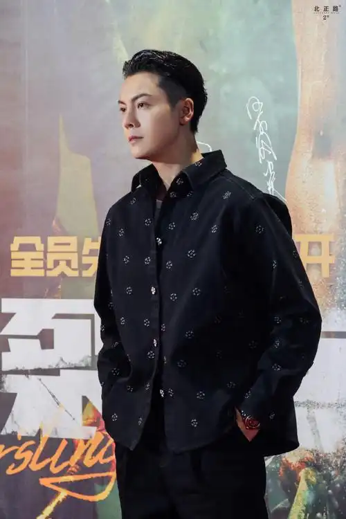 陈伟霆电影爆裂点#銘品腹肌  誠邀品鑒.