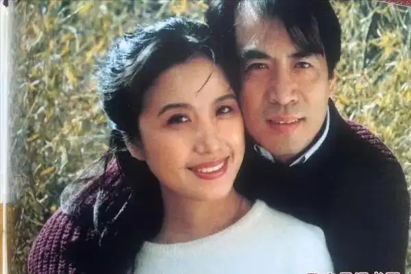 老戏骨吴玉华不愿丁克与丈夫离婚二婚嫁画家儿女双全生活幸福