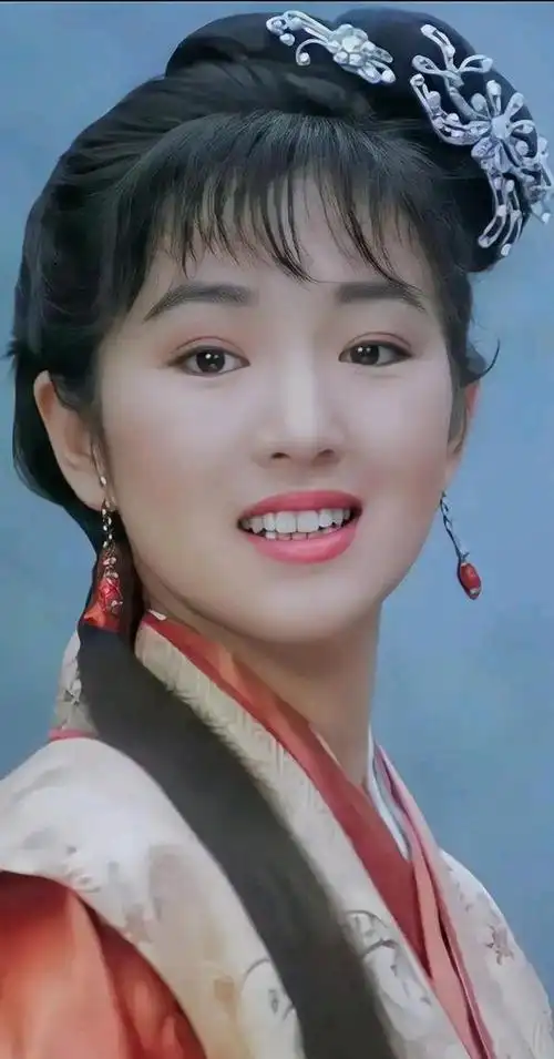 巩俐性感高清写真气场强大身材傲人让人移不开眼睛