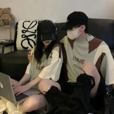 酷酷拽拽的霸气情侣头像一对两张