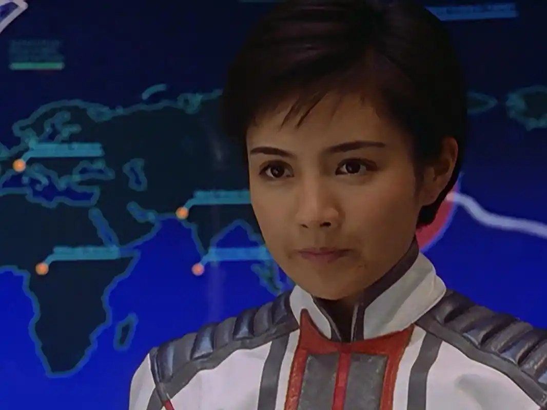 捕捉冬季美好瞬间#  如果你是大古,你会选择居间惠队长还是丽娜?