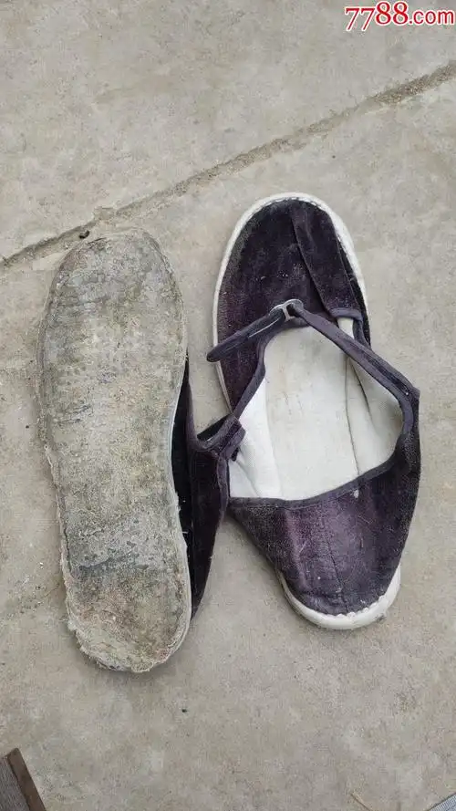 旧鞋收藏女士一带旧布鞋黑色绒面千层手纳底25厘米39码