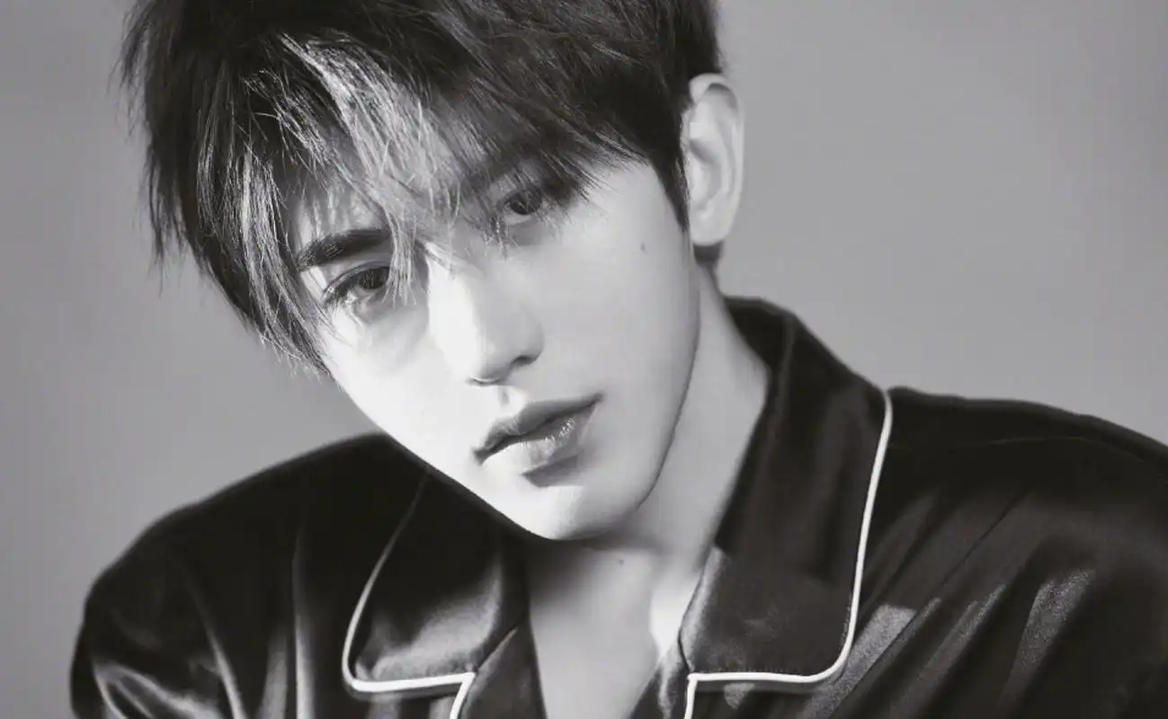 蔡徐坤时尚杂志写真大片,明星,高清,时尚,魅力,蔡徐坤