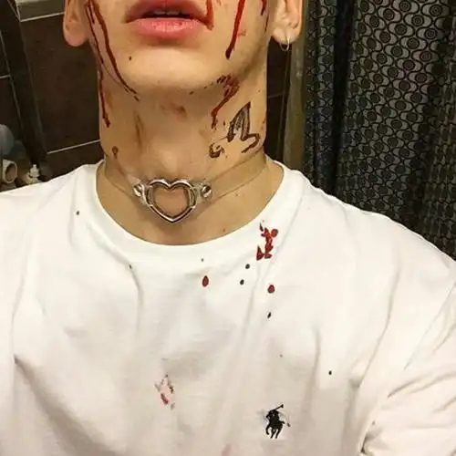 血腥男人_重口味男生头像图片_扣扣居