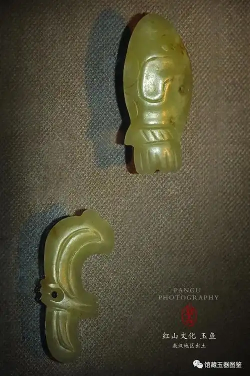 玉出东方敖汉地区红山文化玉器