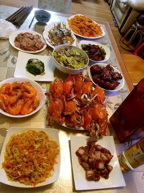 作品 佳jane做的晚餐2017年9月8日 家里好久没请客了,今天老爸老妈