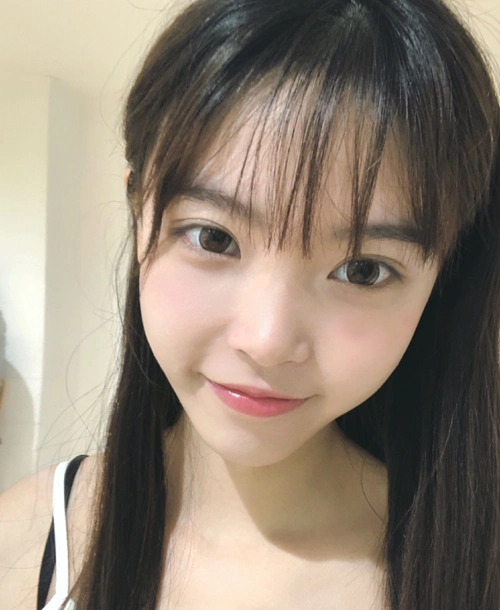 半藏森林有多努力躺病床上输液还不忘化妆看清病容网友愣了