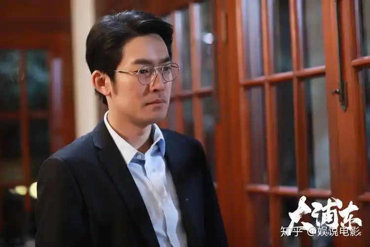 从乔映霁到大浦东的赵海鹰张博实力演绎金融才俊