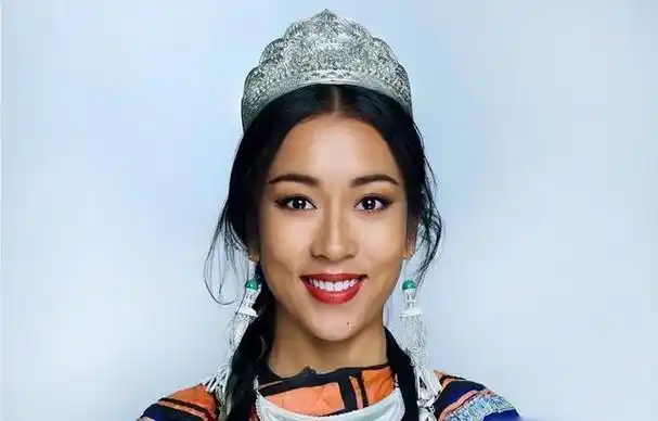 装穷炫富,插足他人感情,是娱乐圈让淳朴的吉克隽逸变矫情了吗?