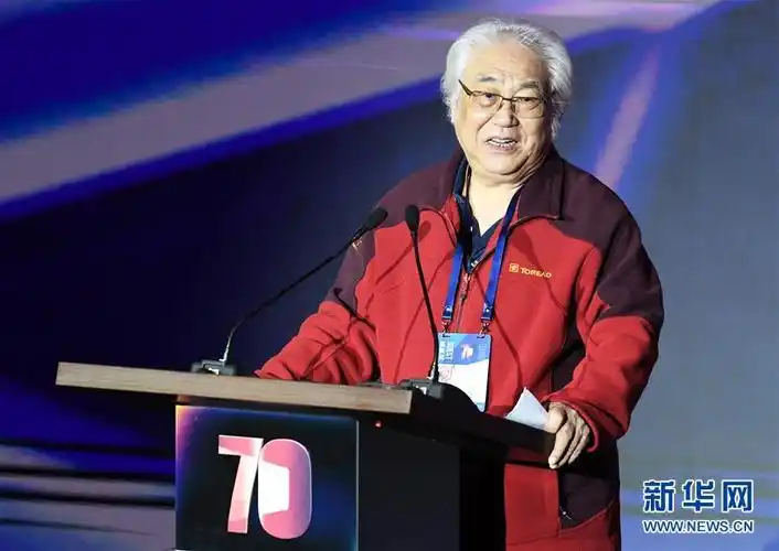 10月17日,北京电影学院齐士龙教授在新中国电影教育的历史演进与发展