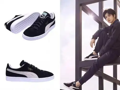 鞋子都是adidas的 坐飞机 做活动 当然选择不累脚的运动鞋啦～ 鹿晗之