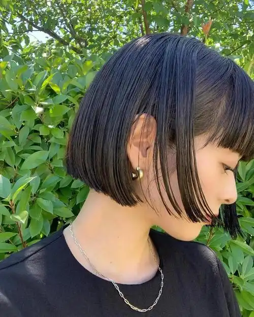 新波波头发型来了,最减龄的发型魔法,让你瞬间年轻好几岁