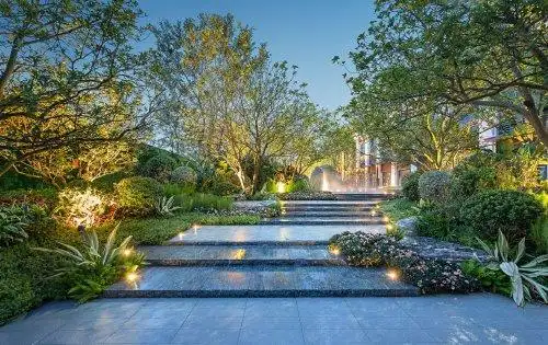 龙湖天宸原著小区园林美景