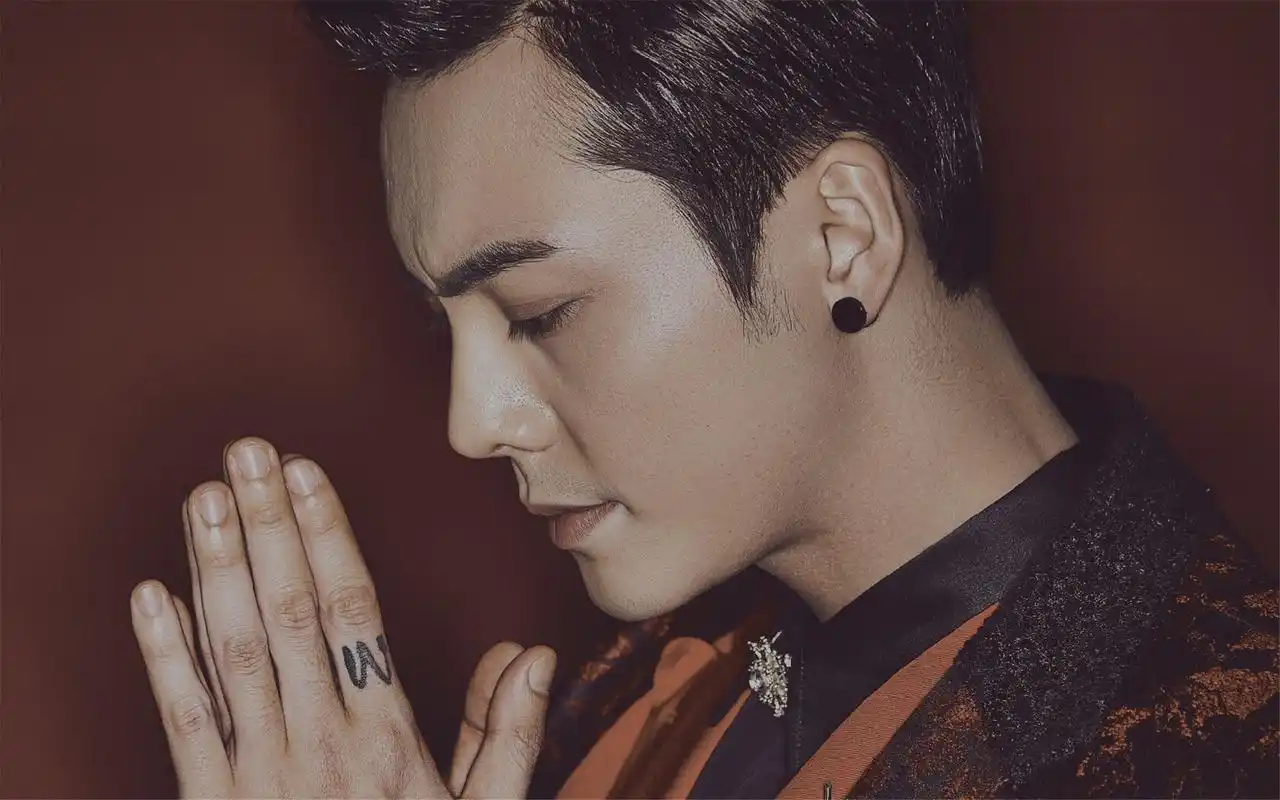 国民小鲜肉陈伟霆帅气型男简约写真桌面壁纸第二辑