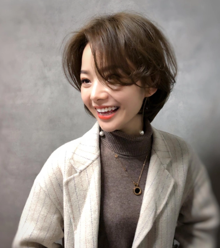 剪一款减龄10岁的短发,让你年龄瞬间回转不是梦!