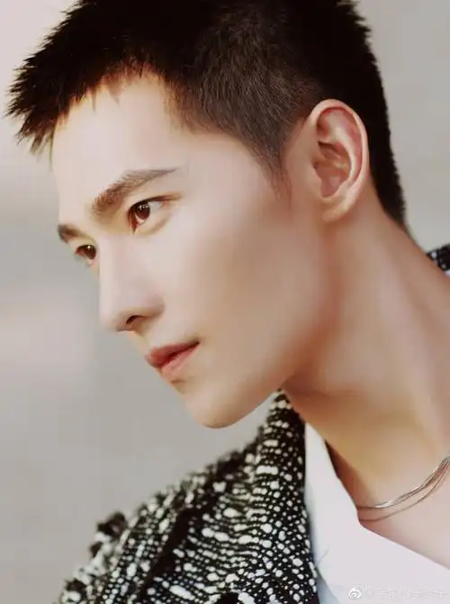 杨洋霸气侧漏,绝了