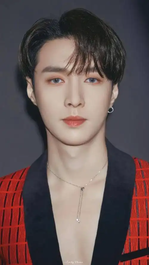 张艺兴美颜暴击 一莲千面 点击获取漂亮小羊