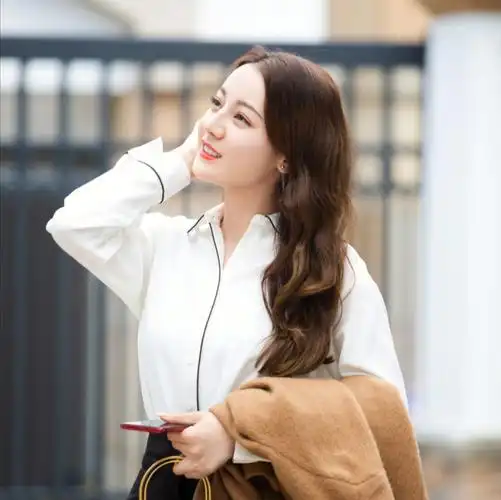 迪丽热巴稀有图