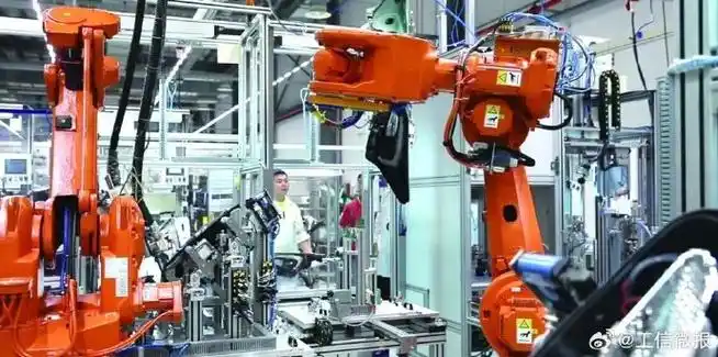 【工业设备更新提速 多地"定制版"方案聚焦数智化转型