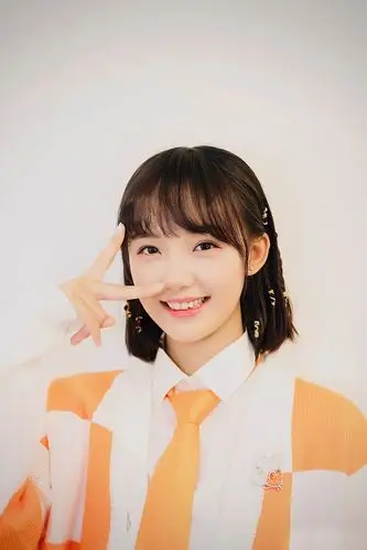 可爱女孩如果拥有姓名的话,那应该是叫做"吕小雨",自从参加了芒果卫视