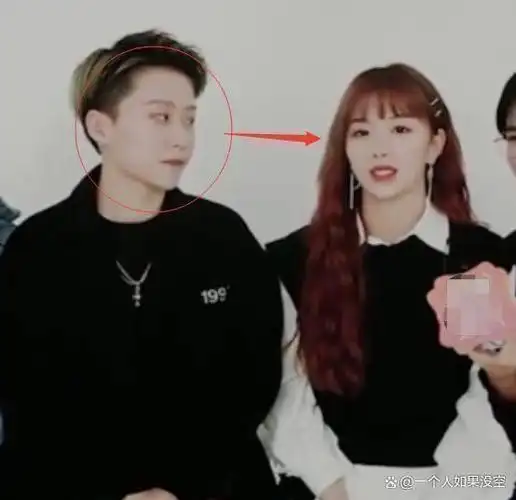 孔雪儿和刘雨昕,相信这两个名字大家都很熟悉.