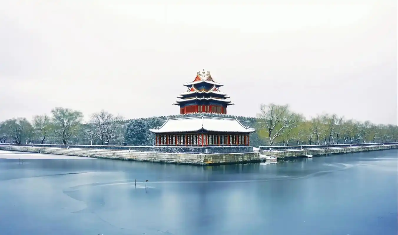 北京故宫博物院下雪了!  99紫禁城里 - 抖音