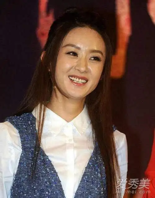 赵丽颖没了ps显老 皮肤粗糙童颜白肤也不在