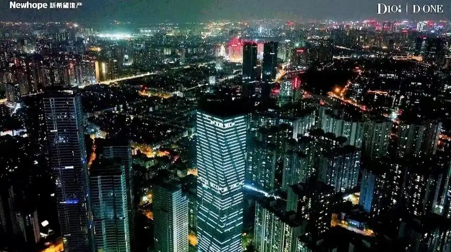 成都华尔街 西部曼哈顿 市中心顶级公寓